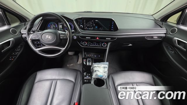 Hyundai Sonata 2022 — photo 10