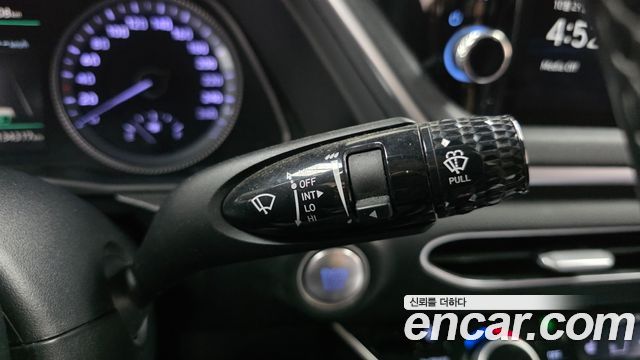 Hyundai Sonata 2022 — photo 23