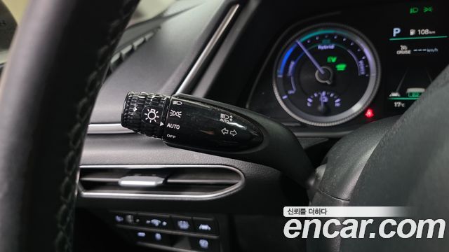 Hyundai Sonata 2022 — photo 24