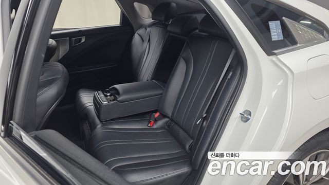 Kia K8 2023 — photo 18