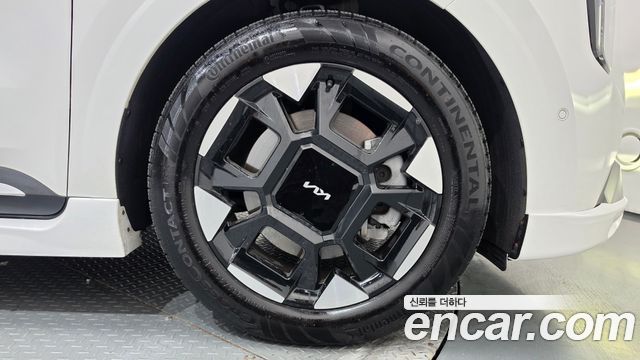 Kia Canival 2025 — photo 7