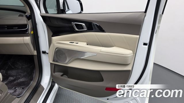 Kia Canival 2025 — photo 15