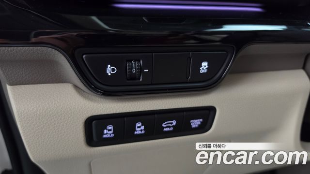 Kia Canival 2025 — photo 29