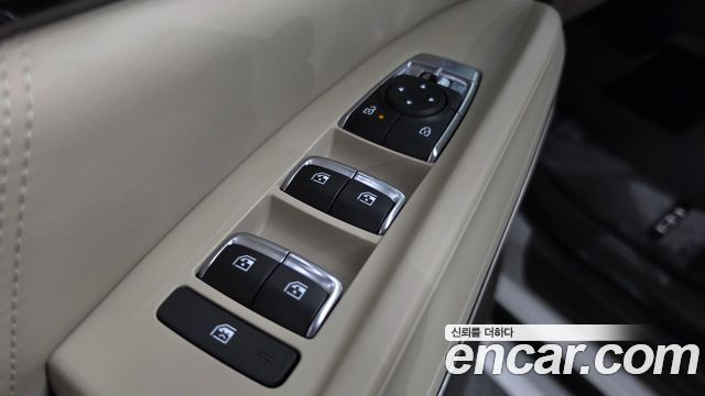 Kia Canival 2025 — photo 39