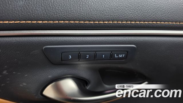 Lexus ES 2023 — photo 22