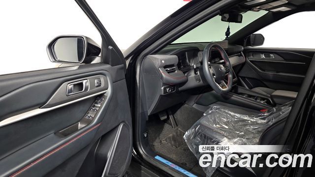 Ford Explorer 2025 — photo 13
