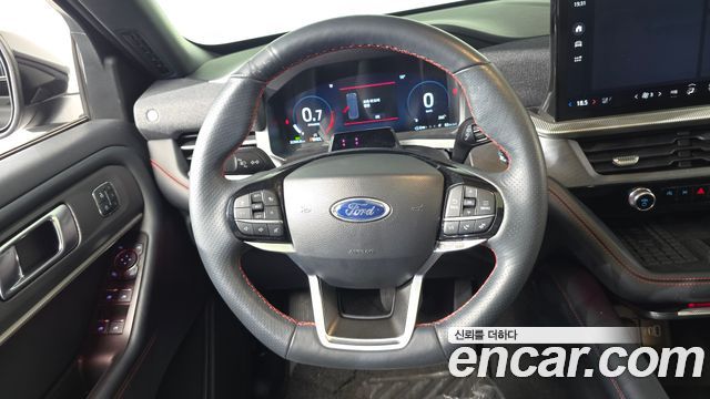 Ford Explorer 2025 — photo 19