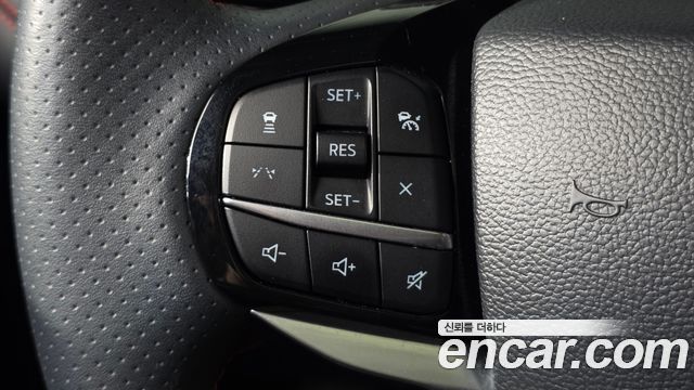 Ford Explorer 2025 — photo 23