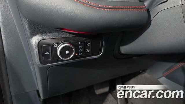 Ford Explorer 2025 — photo 28
