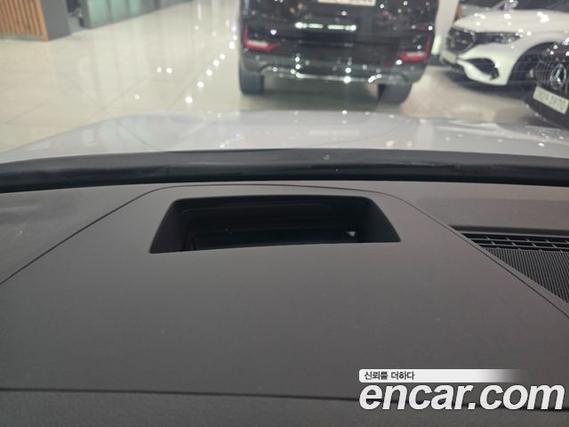Volkswagen Golf 2023 — photo 11