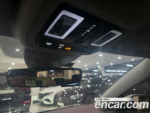 Volkswagen Golf 2023 — photo 13