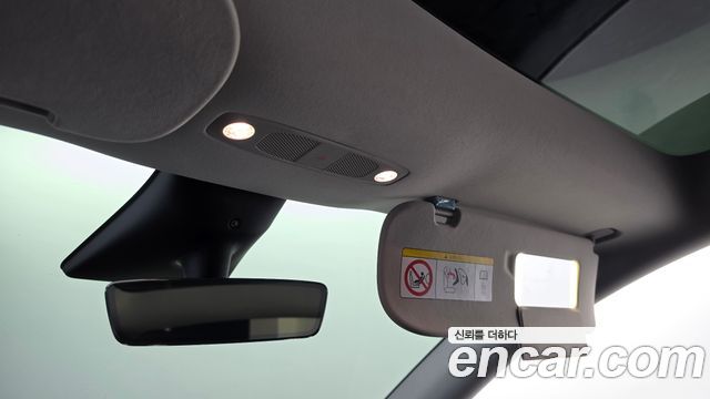 Tesla Model Y 2024 — photo 30