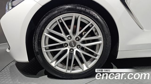 Genesis G70 2020 — photo 5