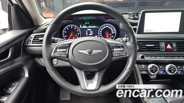 Genesis G70 2020 — photo 19