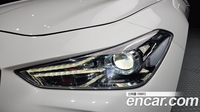 Genesis G70 2020 — photo 8