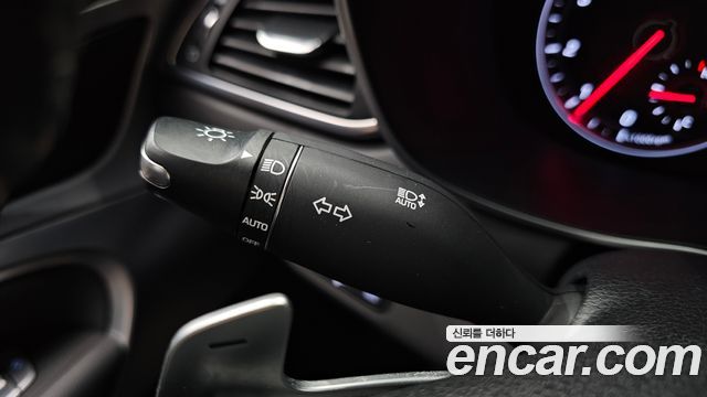 Genesis G70 2020 — photo 28
