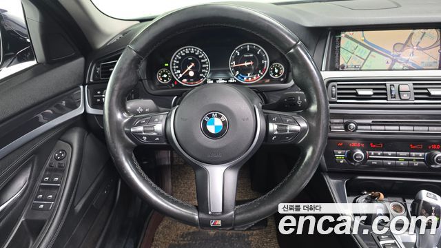 BMW 5-Series 2016 — photo 13