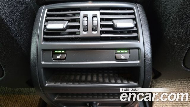 BMW 5-Series 2016 — photo 18