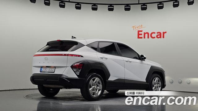 Hyundai Kona 2023 — photo 2