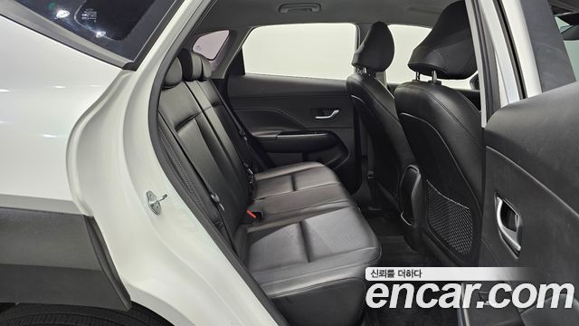 Hyundai Kona 2023 — photo 11
