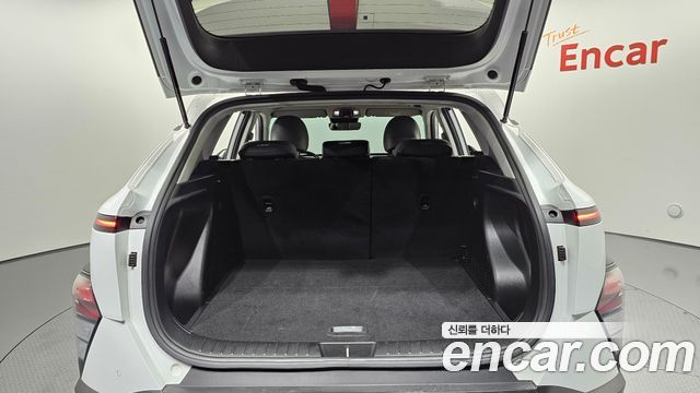 Hyundai Kona 2023 — photo 16