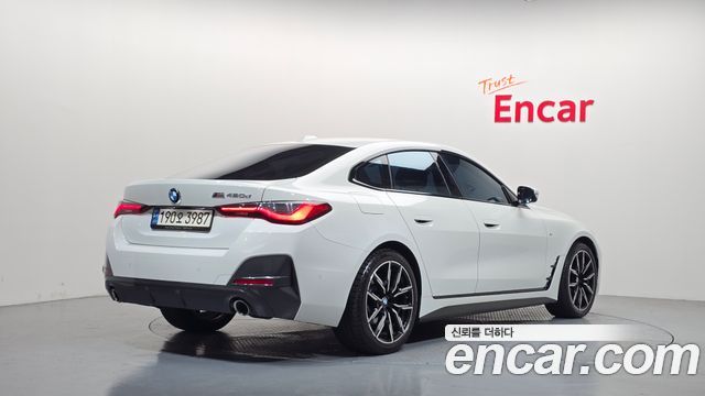 BMW 4-Series 2023 — photo 2