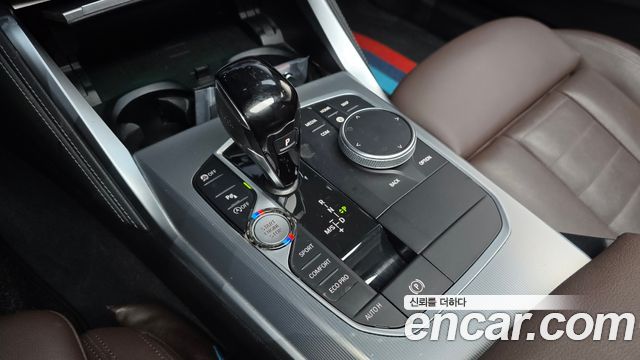 BMW 4-Series 2023 — photo 12