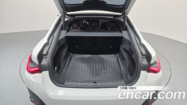 BMW 4-Series 2023 — photo 23