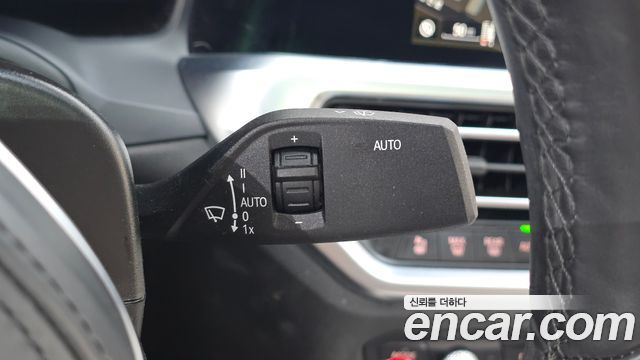 BMW 4-Series 2023 — photo 27