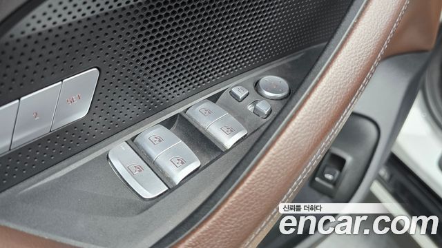 BMW 4-Series 2023 — photo 28