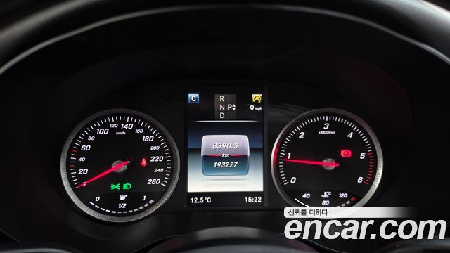 Mercedes-Benz C-Class 2016 — photo 8