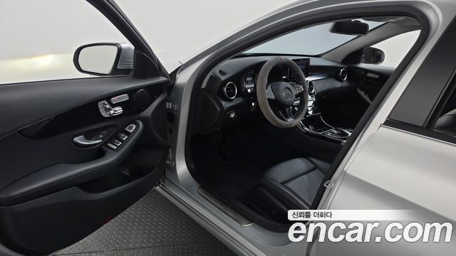 Mercedes-Benz C-Class 2016 — photo 10