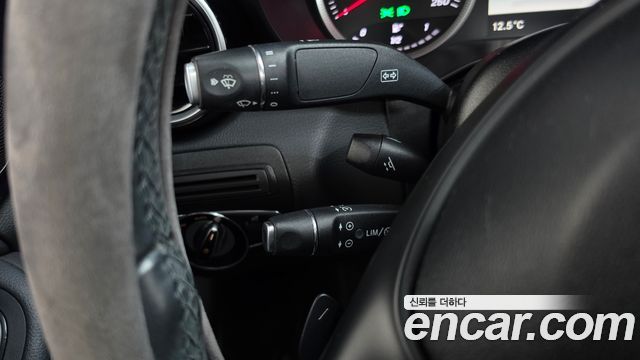 Mercedes-Benz C-Class 2016 — photo 14