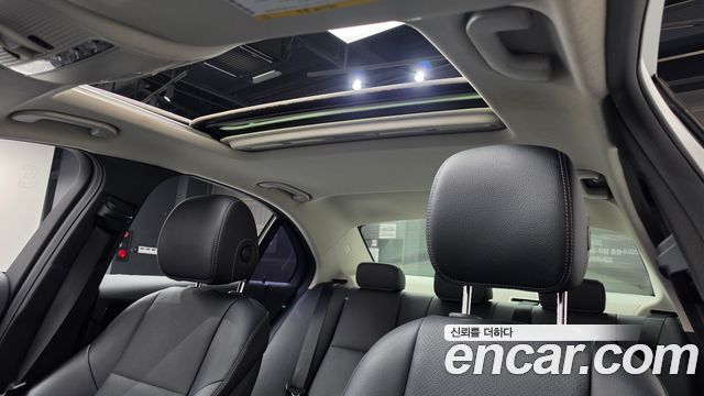Mercedes-Benz C-Class 2016 — photo 19