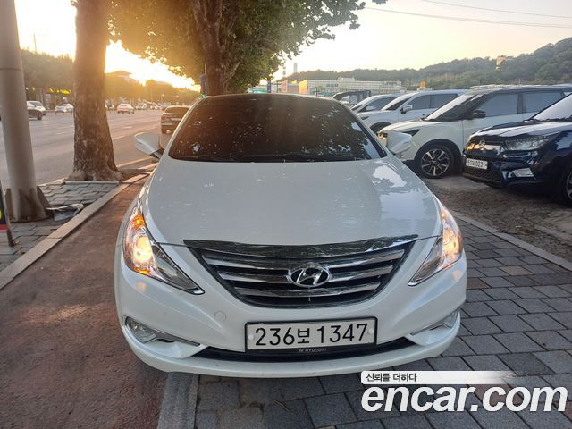Hyundai Sonata 2013 — photo 1