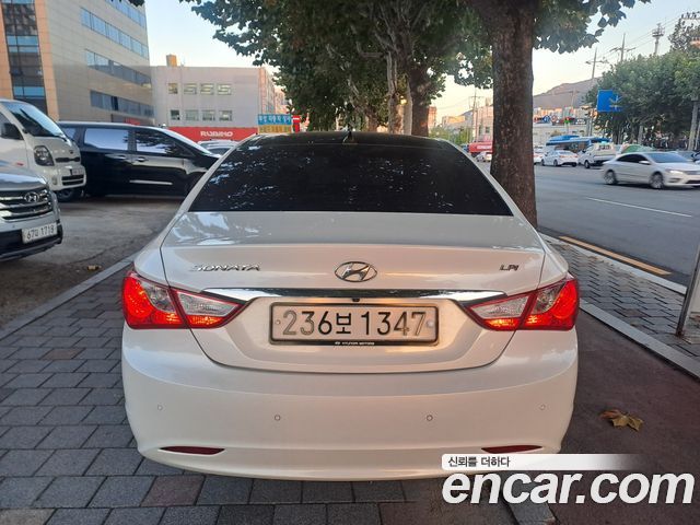 Hyundai Sonata 2013 — photo 3