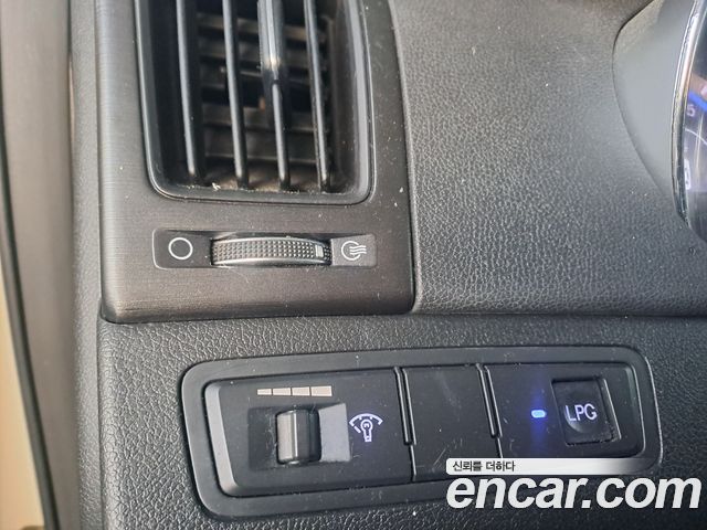 Hyundai Sonata 2013 — photo 12