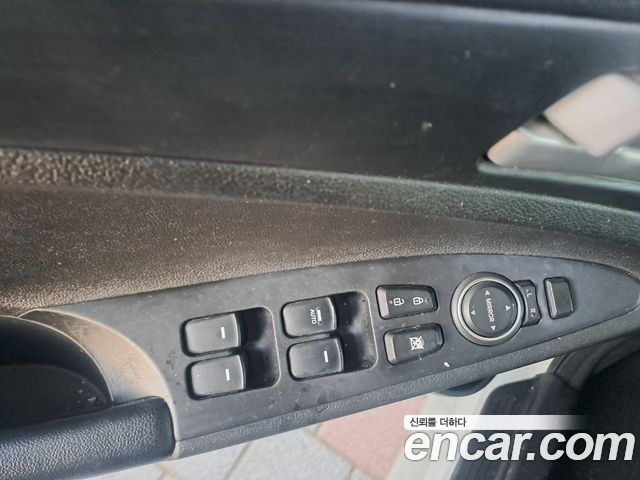 Hyundai Sonata 2013 — photo 13