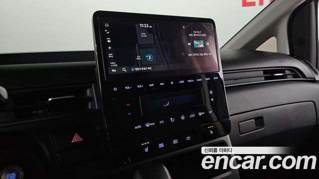 Hyundai Staria 2023 — photo 18