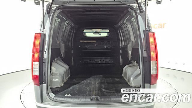 Hyundai Staria 2023 — photo 23