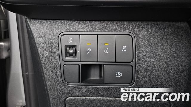 Hyundai Staria 2023 — photo 24