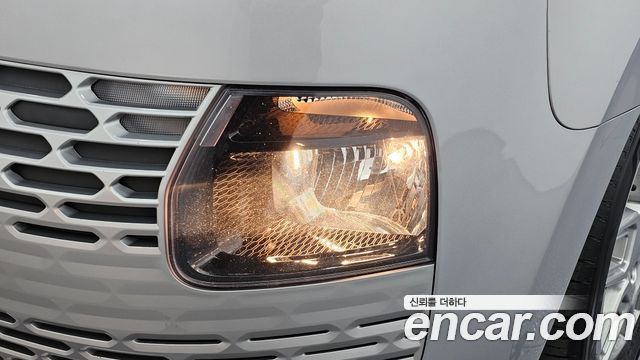 Hyundai Staria 2023 — photo 8