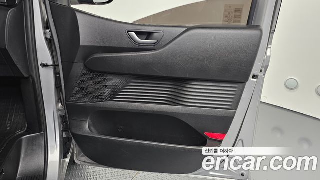Hyundai Staria 2023 — photo 15
