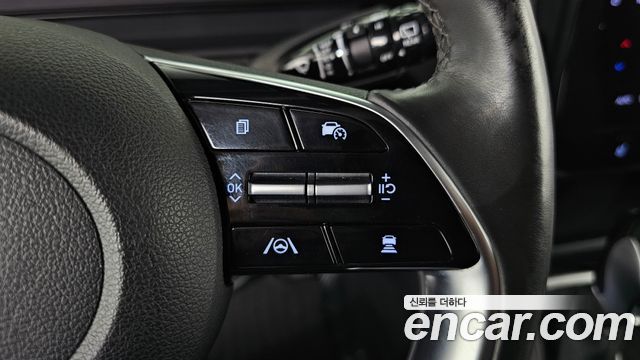 Hyundai Staria 2023 — photo 28