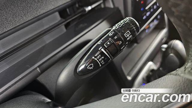 Hyundai Staria 2023 — photo 30