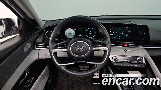 Hyundai AVANTE 2021 — photo 19