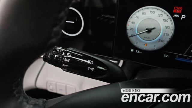 Hyundai AVANTE 2021 — photo 33