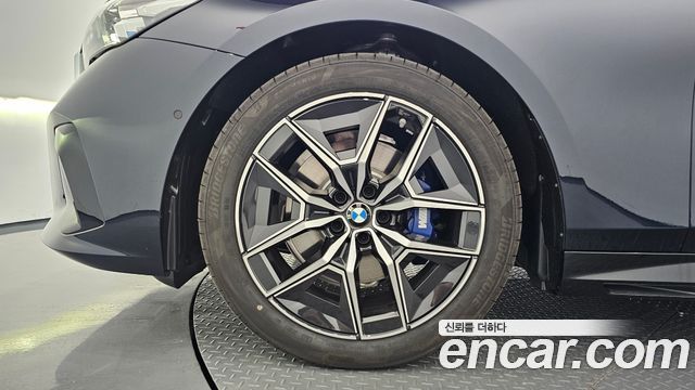 BMW 5-Series 2026 — photo 5