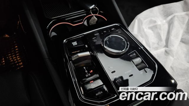 BMW 5-Series 2026 — photo 12