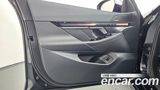 BMW 5-Series 2026 — photo 14